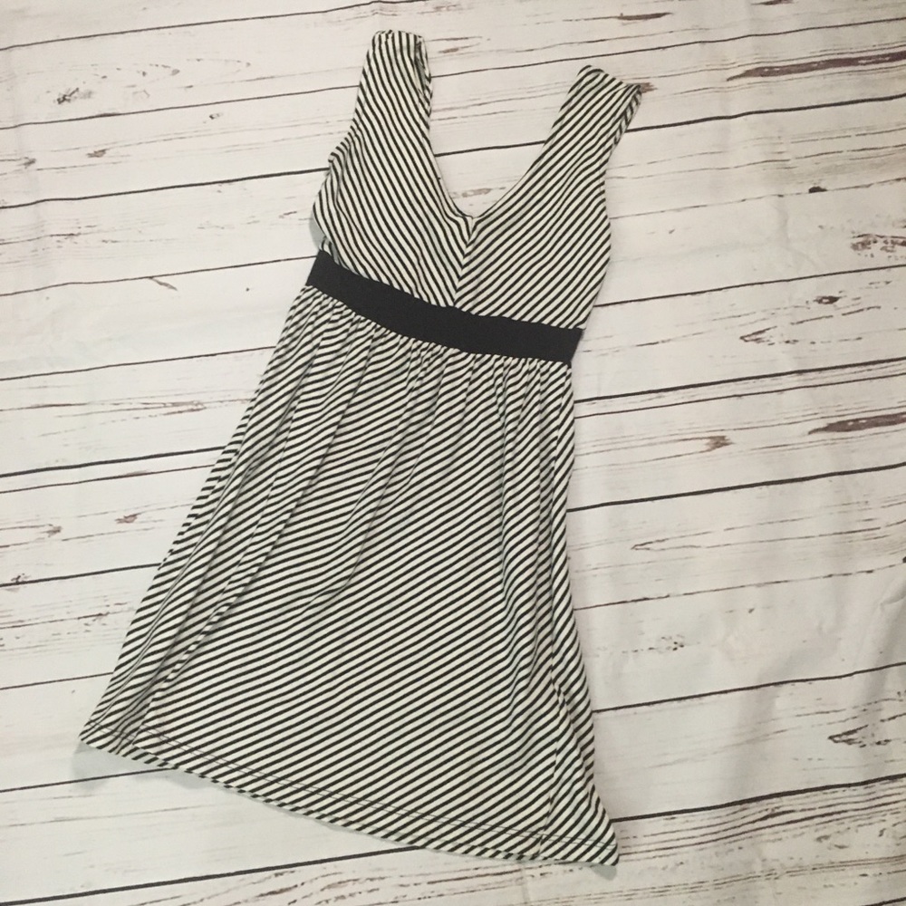 Soprano navy and white stripped dress